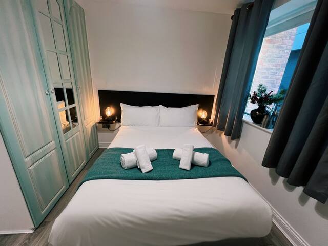 Temple Bar home for up to 6 gallery image 3