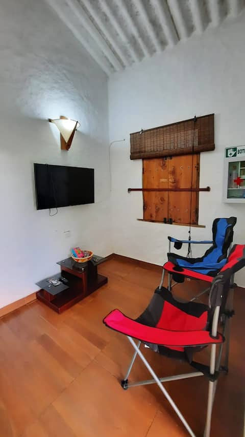 Top performing Airbnb: Finca La Mañeca- House in Salento