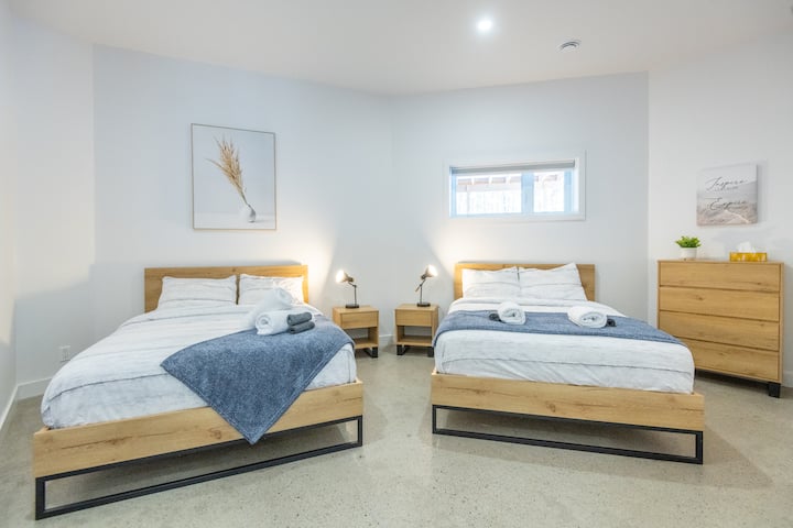 Bedroom 2 - garden level