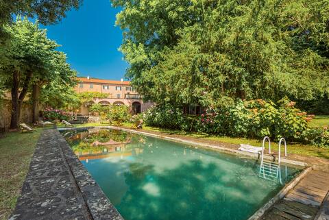 Villa La Cartiera-9 pax with park and pool