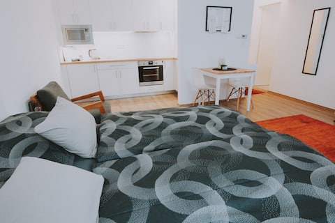 Győri Édes Otthon - Sweet Home with free parking