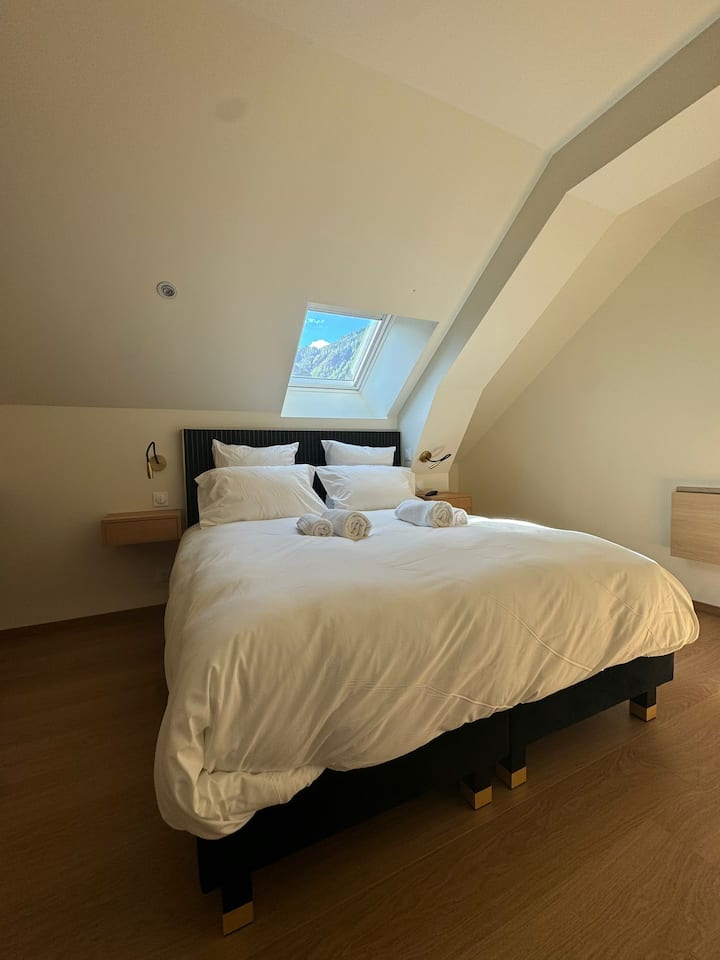 საძინებელი 1