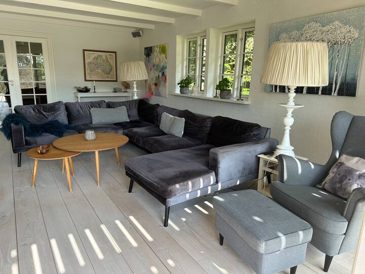 Beautiful Pool House - Danmark