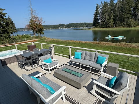 Luxury No-Bank 150' Waterfront w/Hot Tub & Game Rm