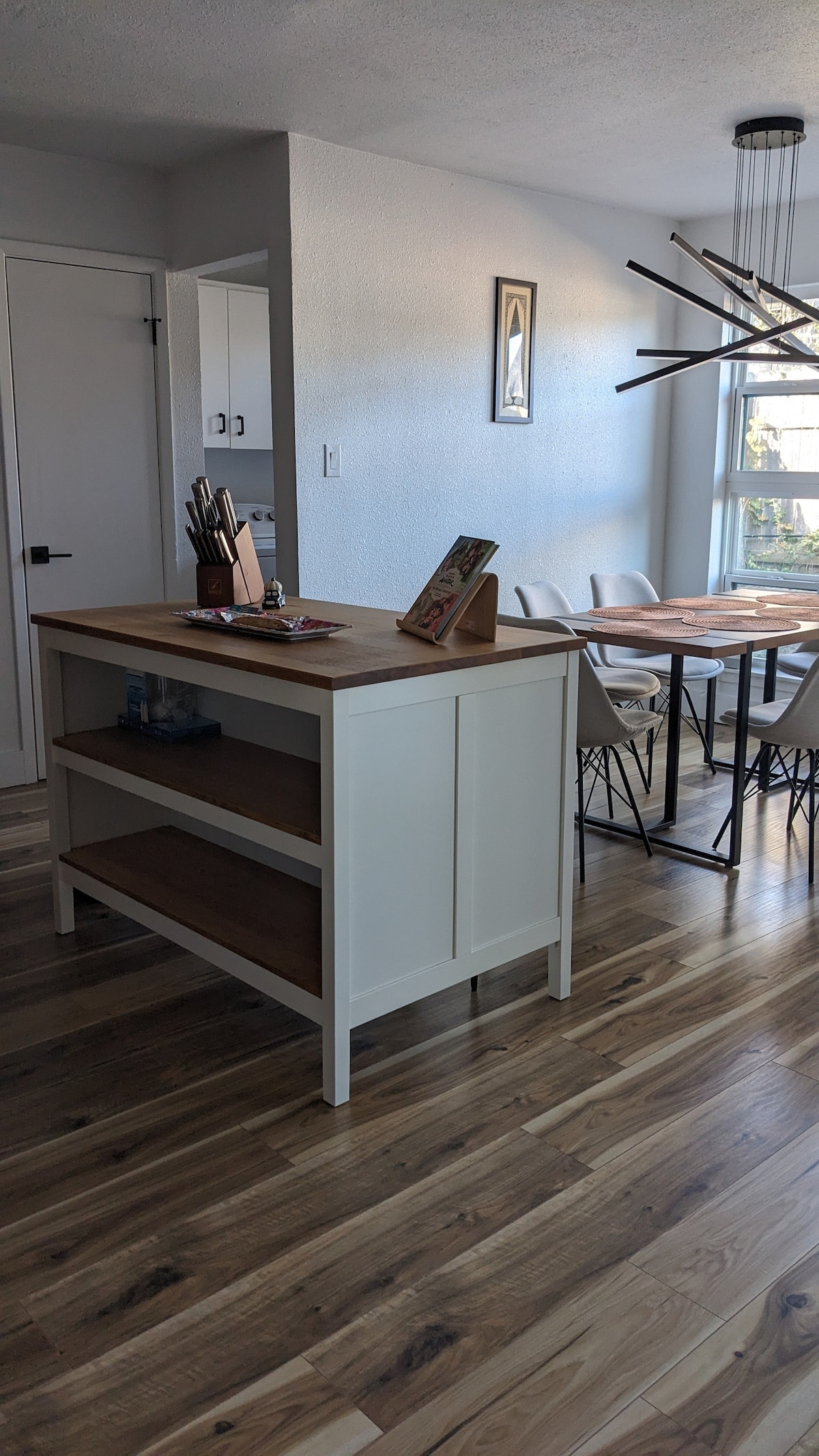 Stylish & comfortable duplex near Dt/ACL/COTA/ABIA