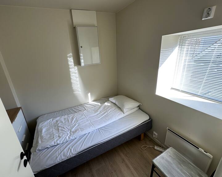 床，宽120厘米。