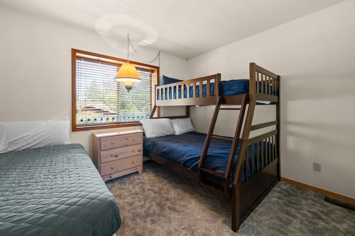 Deux lits jumeaux (3 personnes)