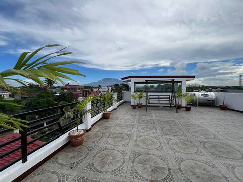Studio in Naga City with Rooftop View!