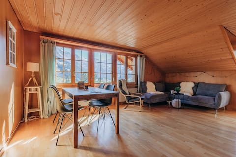 Neben Cambrian4*, 2 Balkone, Rustikal. 5*Panorama.