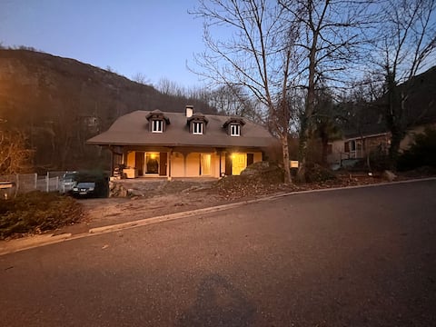 Ax les Thermes Cottage