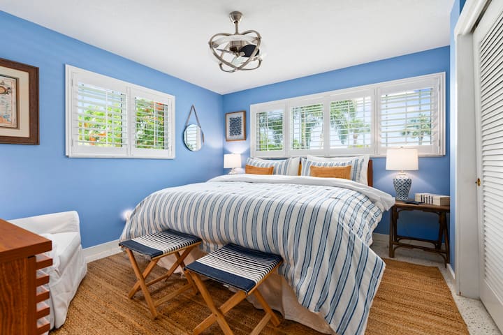 Lux King Bed and a lovely serene space 