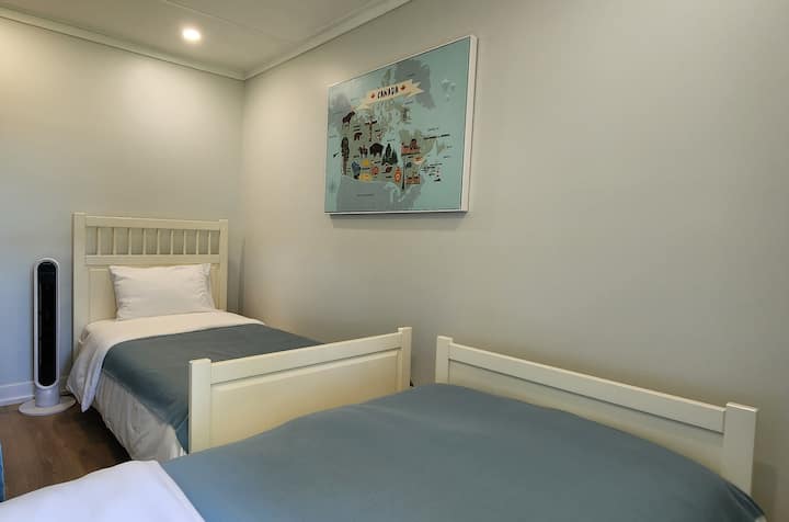 • ในฤดูหนาวเราใช้ผ้านวม (สอดและผ้าคลุม) เพื่อความอบอุ่นและเป็นกันเองเป็นพิเศษ 