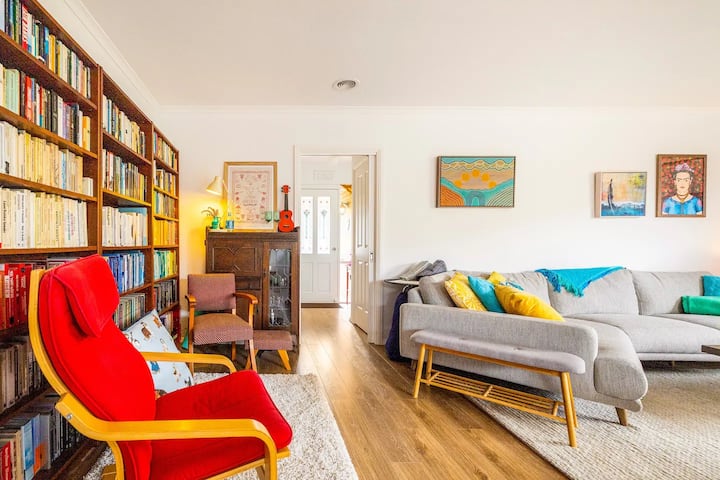 Beautiful Private Bedroom, Ensuite And Shared Home - Geelong