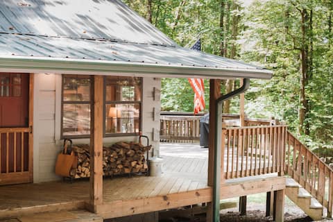 Peaceful cabin, 13 miles to the Great Smoky Mtns
