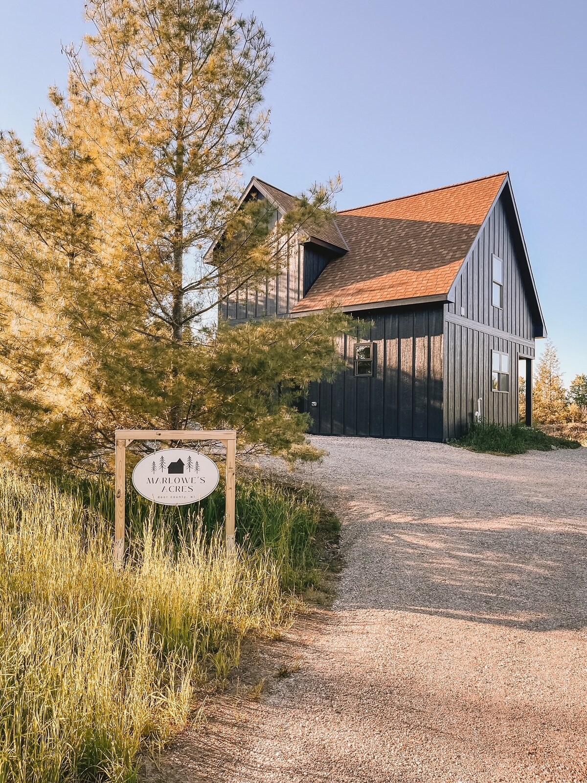 ¡Duerme 6 en 5 acres! ¡Casa de campo junto a Sister Bay/Efraín! Casas