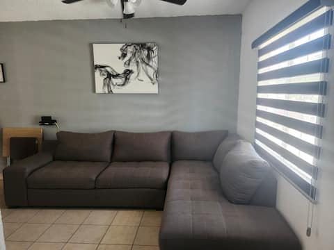 Popular Airbnb listing: Casa 5 min. from Consulado in Juárez
