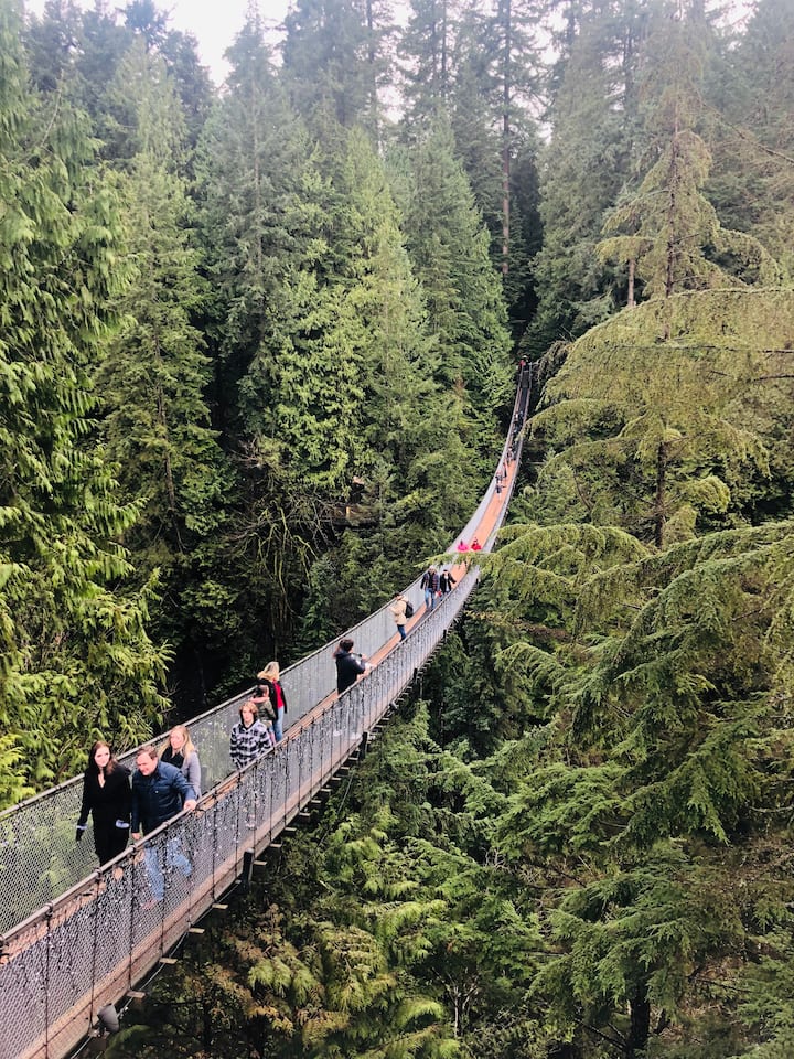 キャピラノ吊り橋アドベンチャー Airbnb