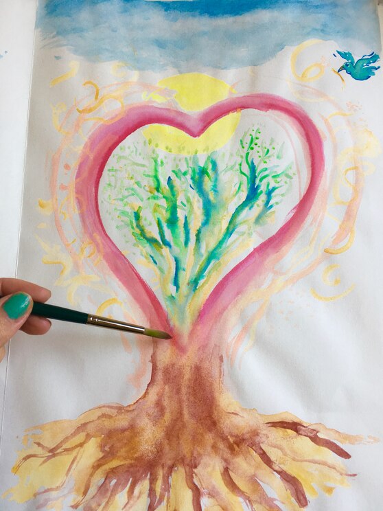 Show full-screen, host-provided image