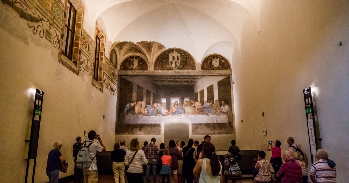 Санта-мария-делле-грацие в милане фреска тайная вечеря. Тайная вечеря 1495-1498 годы монастырь санта мария делле грацие милан. Фреска да винчи в милане. Фреска леонардо да винчи тайная вечеря в милане. Фреска леонардо да винчи тайная вечеря в милане.