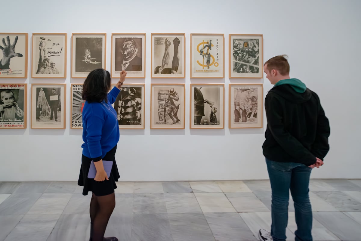 Bewundere die großen Werke des Museo Reina Sofía
