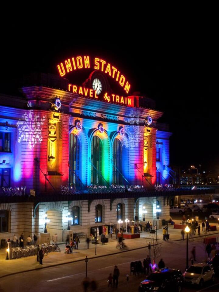 Union Station's beautiful lights