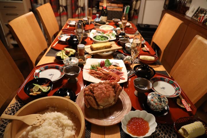 Hairy Crab With Temaki Zushi Tour Otaru Airbnb Hairy Crab With Temaki Zushi Tour Otaru Airbnb