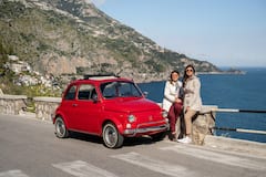 გაიცანით ამალფის სანაპირო ვინტაჟური Fiat 500‑ით