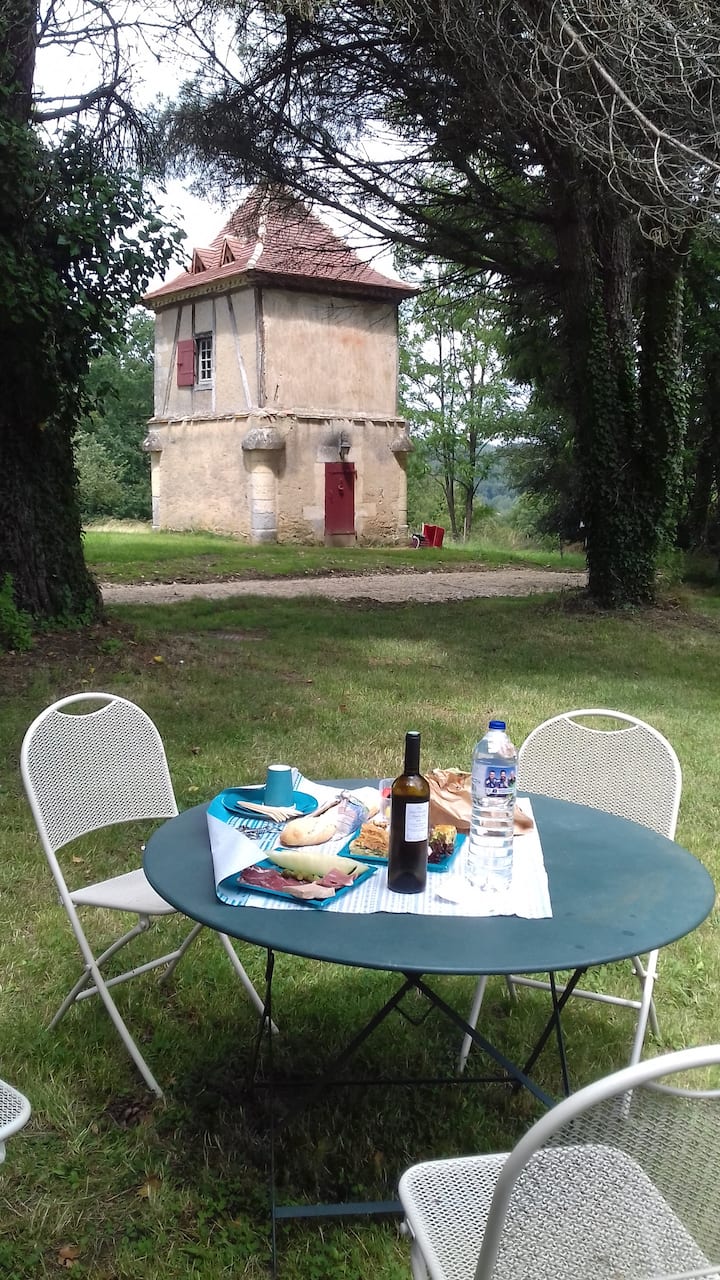 Dordogne Wine Walking Experience Airbnb