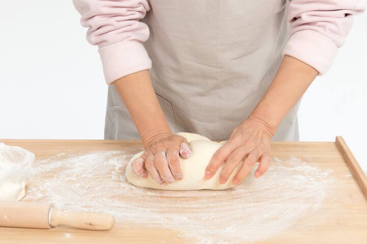 Knead the dough & let it rest for 15 min