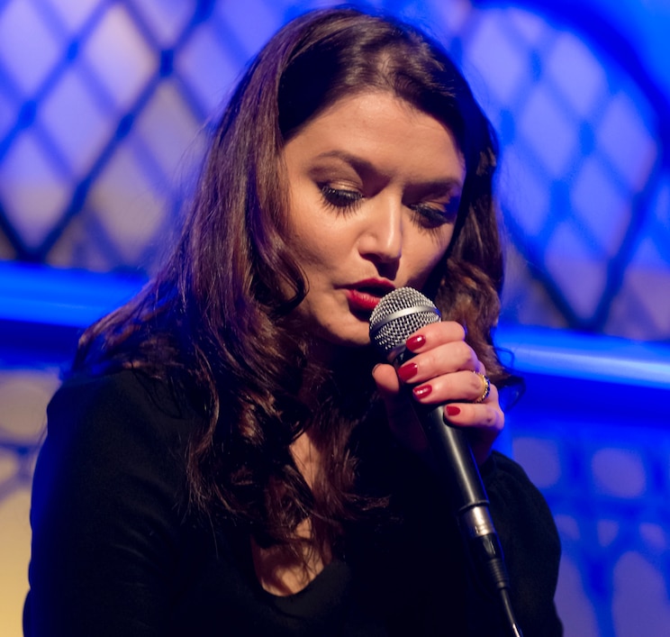 Mostrar imagem fornecida pelo anfitrião em ecrã inteiro