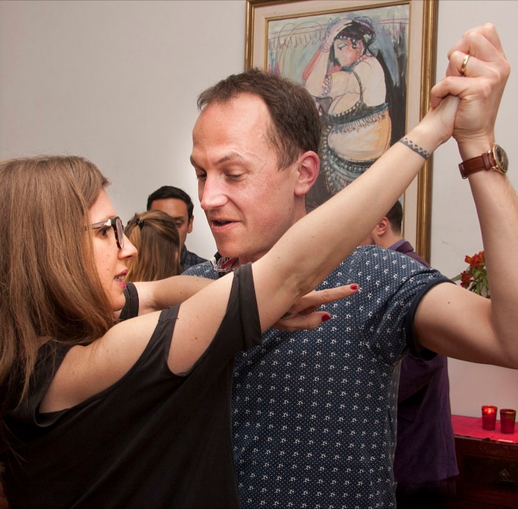 Mostrar imagem fornecida pelo anfitrião em ecrã inteiro