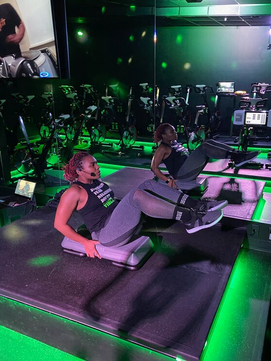 Mostrar imagem fornecida pelo anfitrião em ecrã inteiro