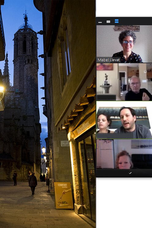 Show full-screen, host-provided image