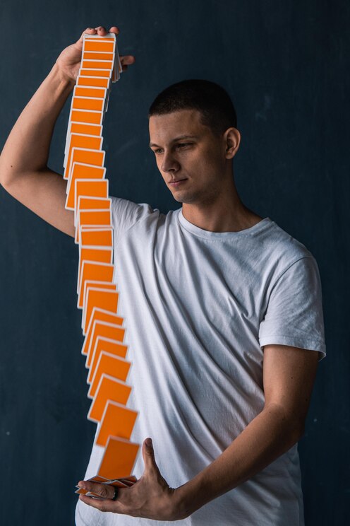 Show full-screen, host-provided image