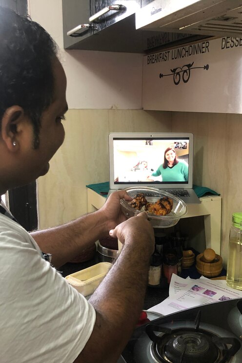 Mostrar imagem fornecida pelo anfitrião em ecrã inteiro