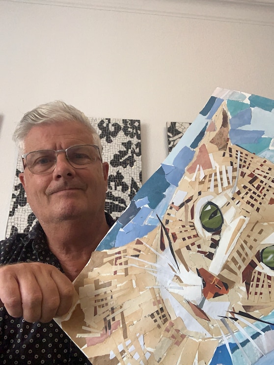 Show full-screen, host-provided image