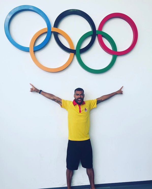 Mostrar imagem fornecida pelo anfitrião em ecrã inteiro