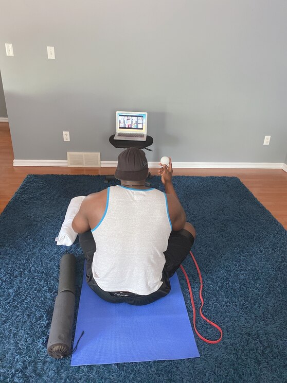 Mostrar imagem fornecida pelo anfitrião em ecrã inteiro