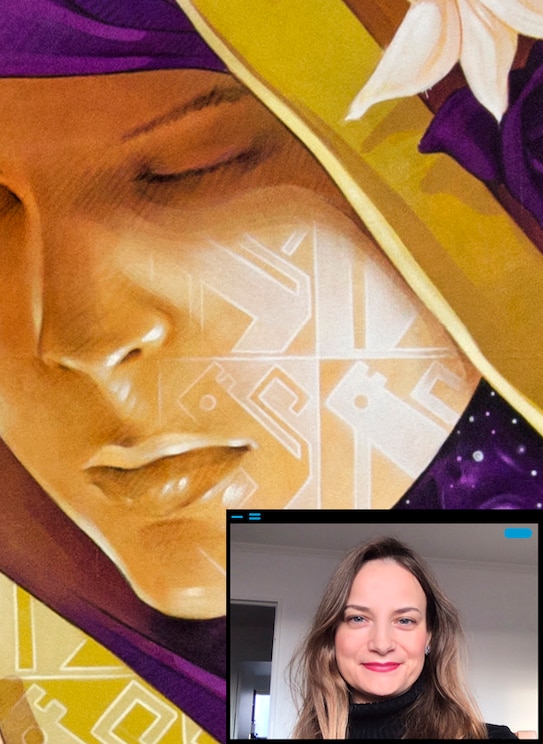 Show full-screen, host-provided image