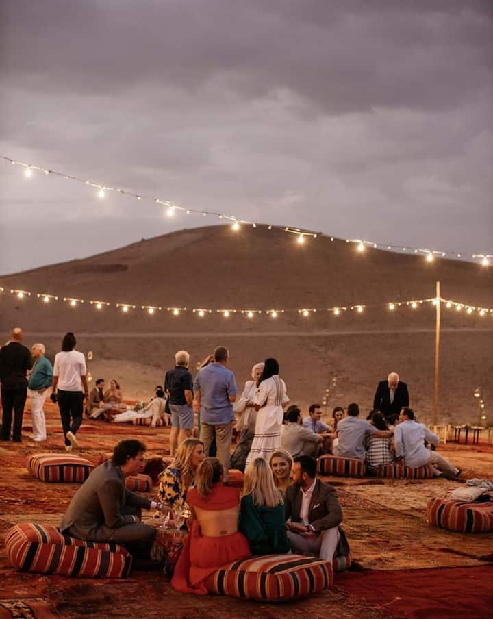 Dîner dans le désert d'Agafay dans un camp de luxe - Airbnb