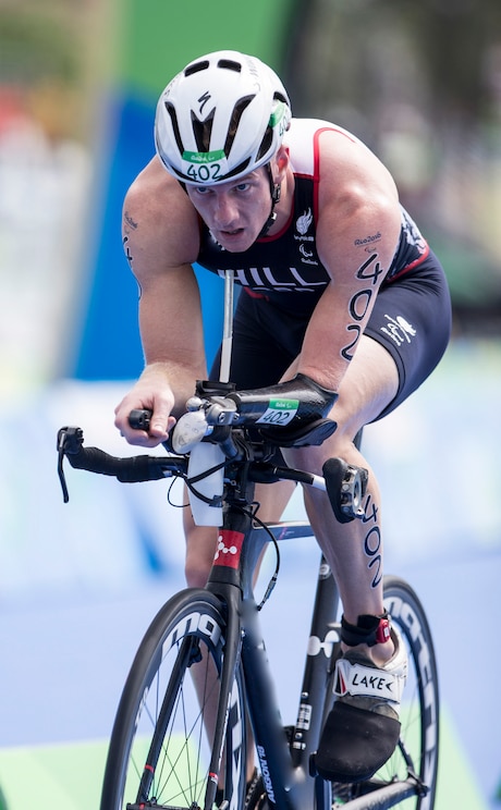 Mostrar imagem fornecida pelo anfitrião em ecrã inteiro