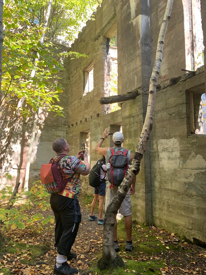 Secret Ruin Hike Tour Woodstock Airbnb Secret Ruin Hike Tour Woodstock Airbnb