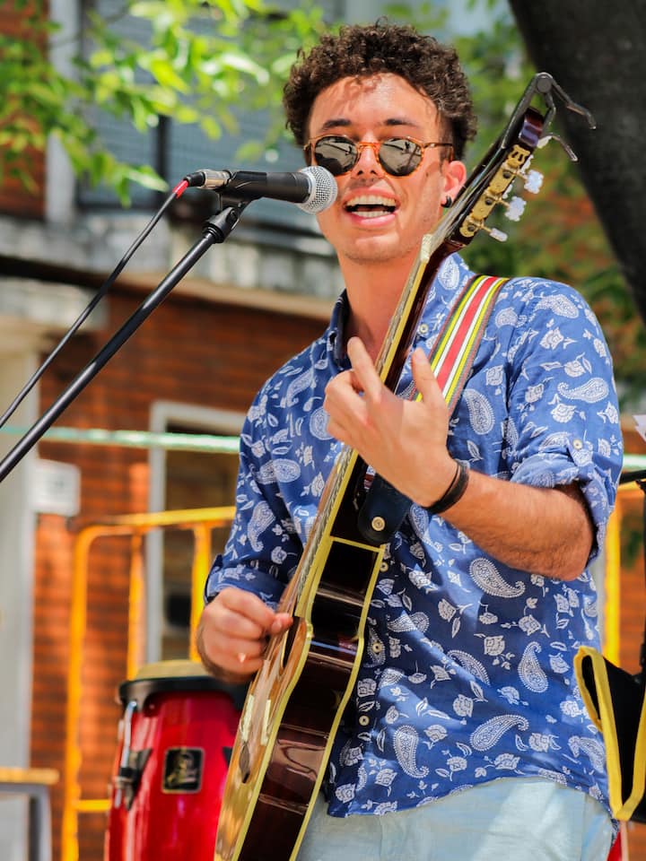 Uruguayan music on Holidays Airbnb