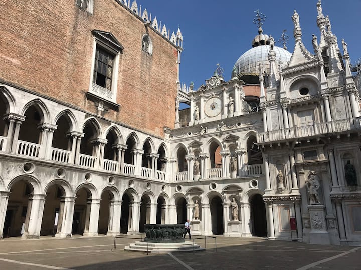 Tour di Palazzo ducale  a Venezia 