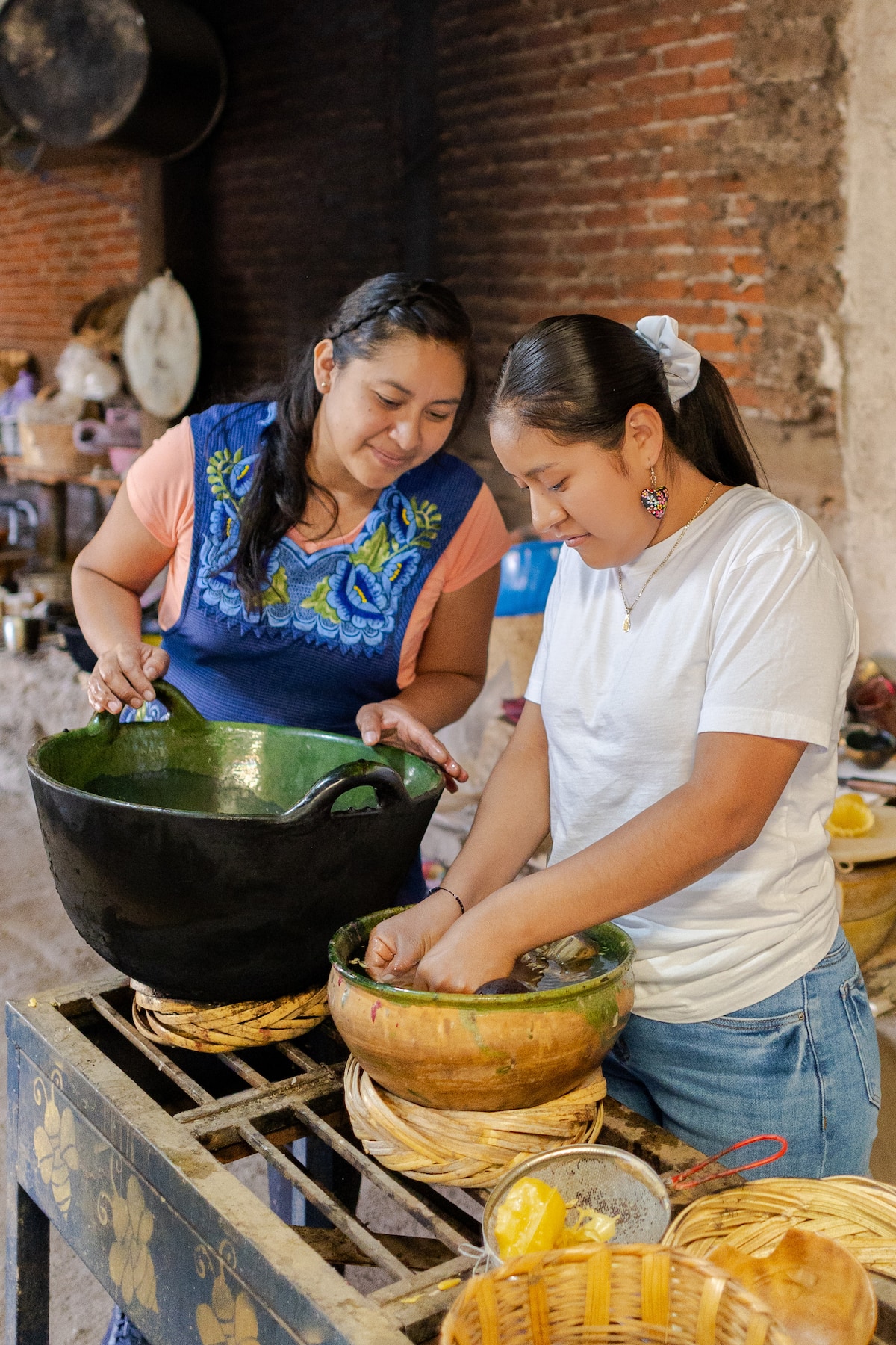 mezcal-table-oaxaca-mezcal-tours