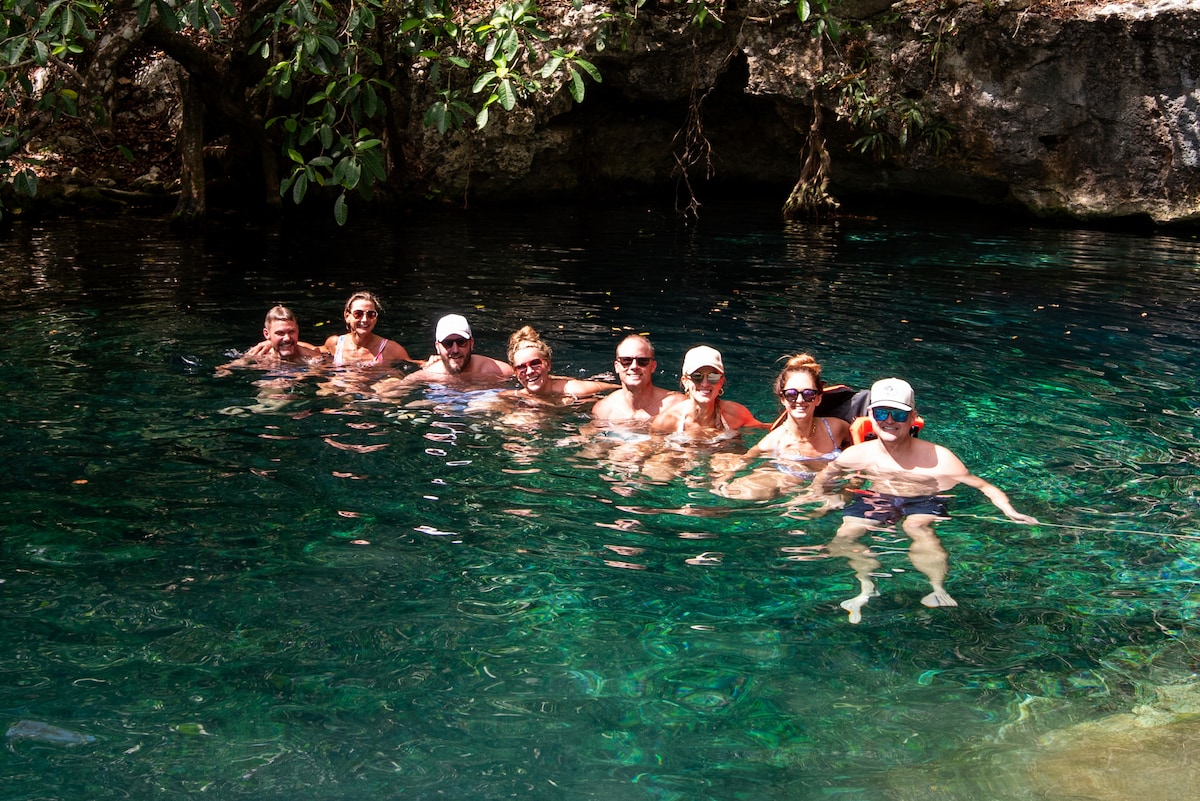 Private cenote experience for groups