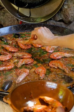 Cook Paella in Banyalbufar