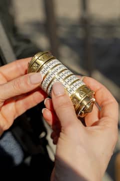 חיפוש אחר אוצר מהפנתיאון בלובר - מגיל 8 ומעלה