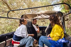 Sintra Off-Road num Jeep descapotável