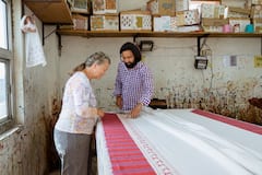 Crea tejidos tradicionales con bloques de impresión